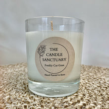 Load image into Gallery viewer, Freshly Cut Grass scented candle