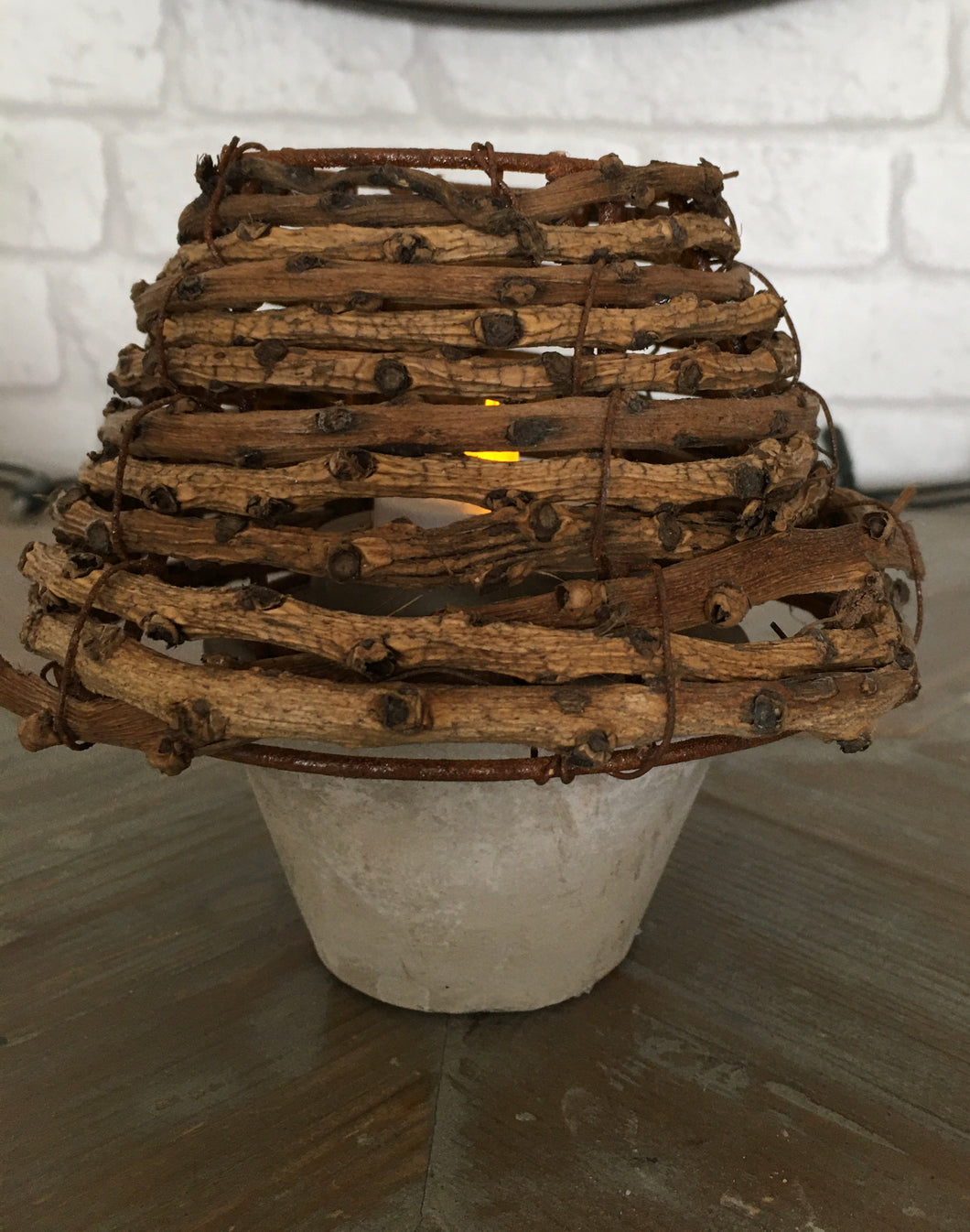 Wicker lamp tea-light holder